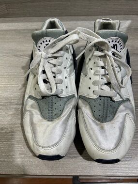 Nike Womens Air Huarache Photon Dust Mica Green Sz 9